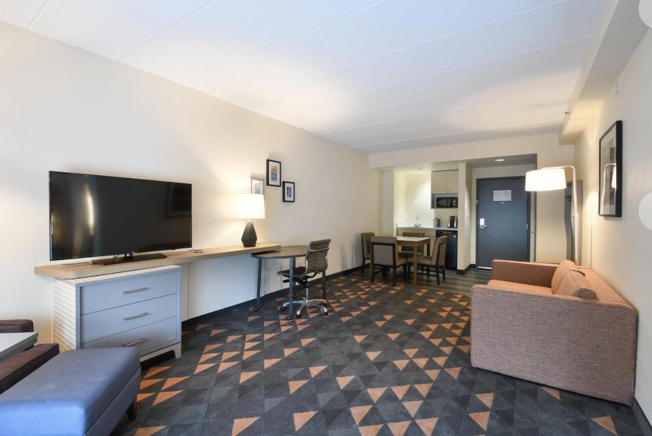 Holiday Inn Fredericksburg - Conference Center By Ihg Exteriör bild